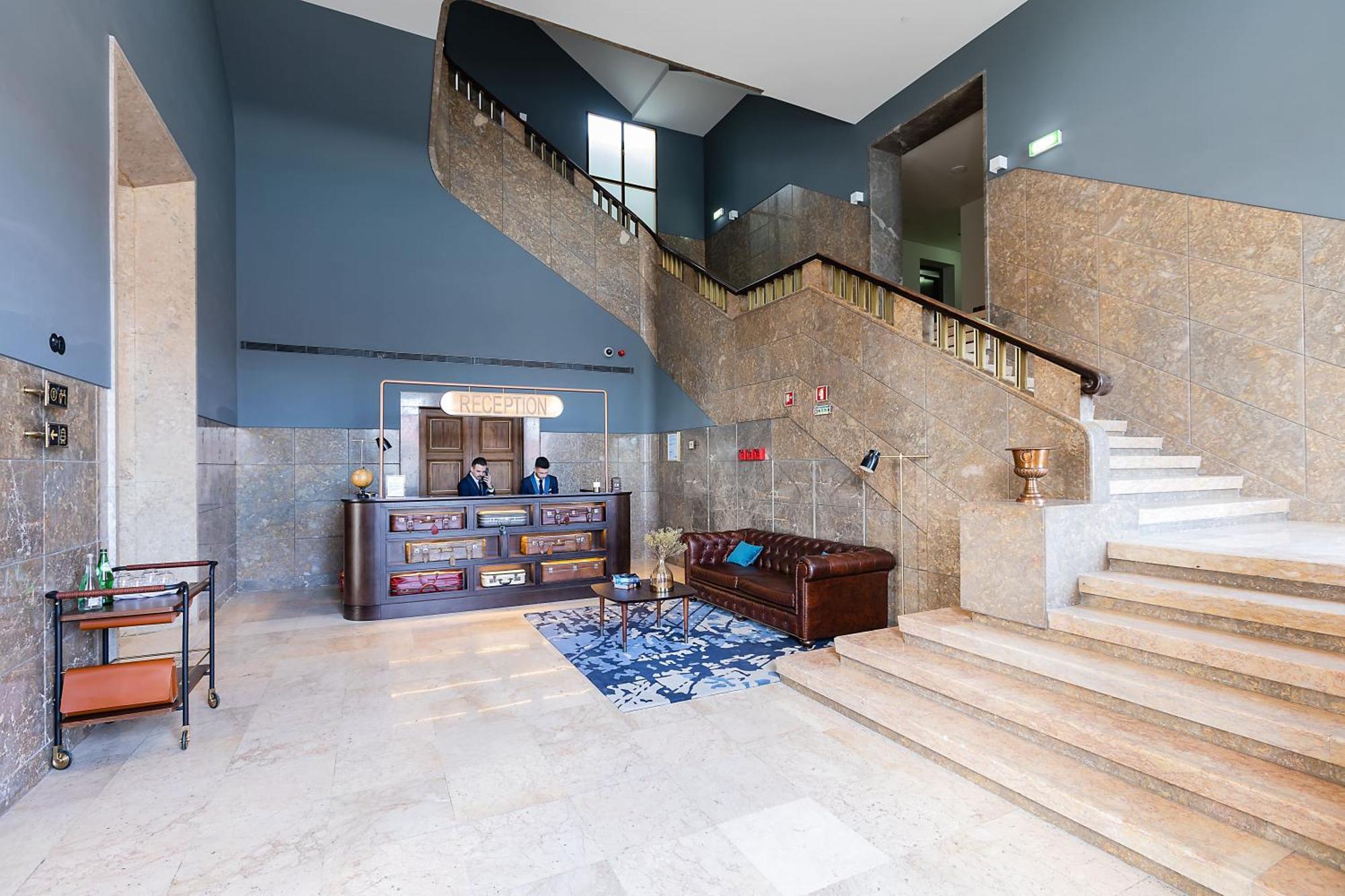 The Editory Riverside Hotel, An Historic Hotel Lisboa Ngoại thất bức ảnh Interior of the library